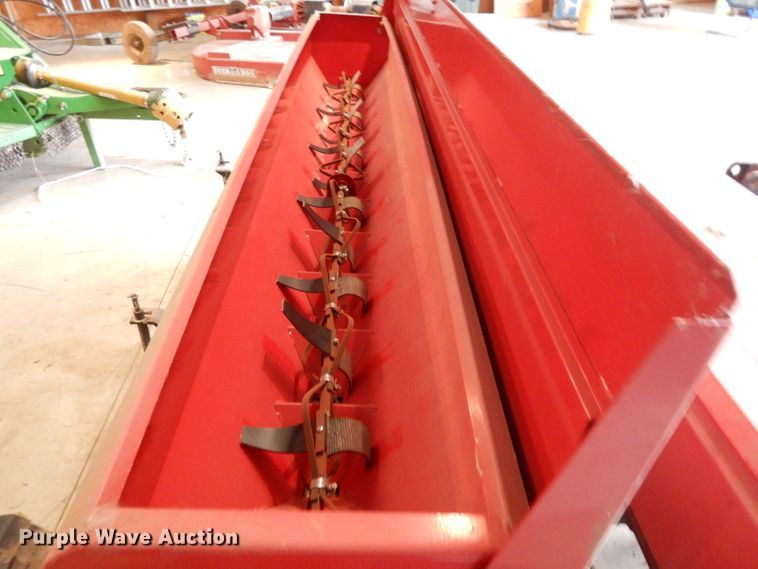 image for item DL2714 Kasco RED-96  grain drill