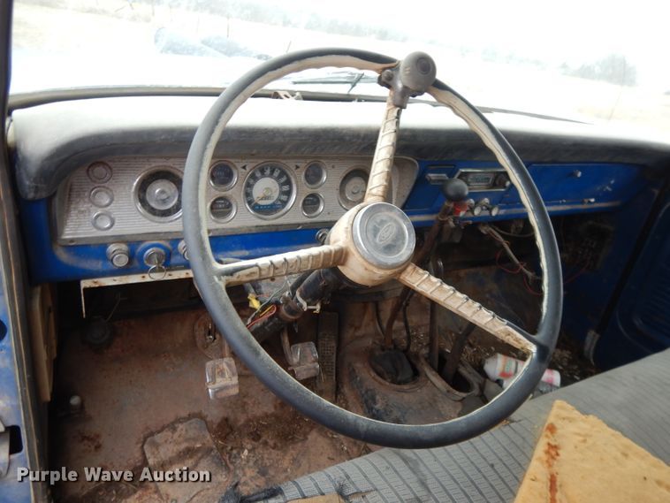 image for item DL2743 1967 Ford 600  grain truck