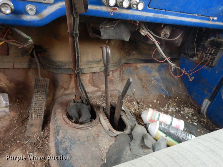 image for item DL2743 1967 Ford 600  grain truck