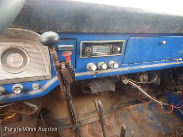 image for item DL2743 1967 Ford 600  grain truck