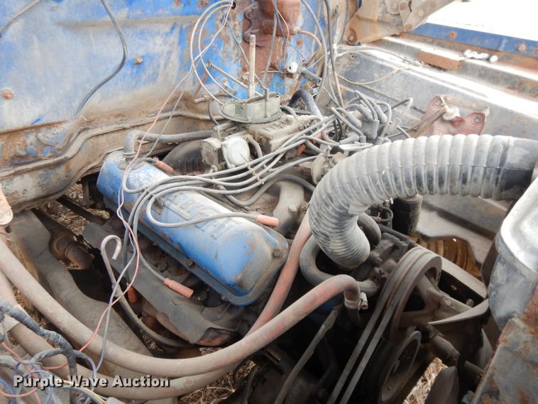 image for item DL2743 1967 Ford 600  grain truck