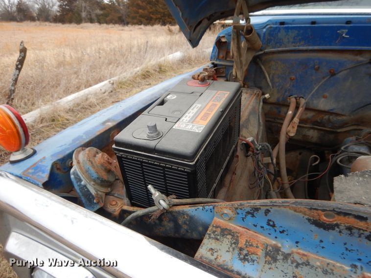 image for item DL2743 1967 Ford 600  grain truck