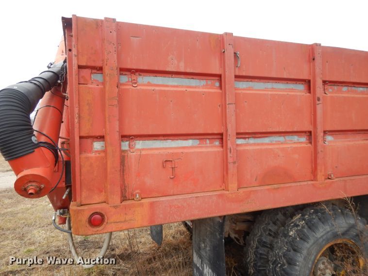image for item DL2743 1967 Ford 600  grain truck