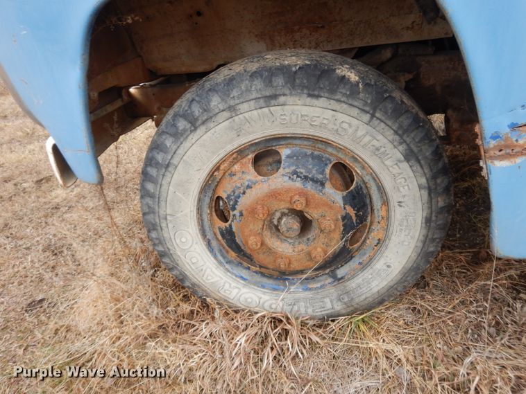 image for item DL2743 1967 Ford 600  grain truck