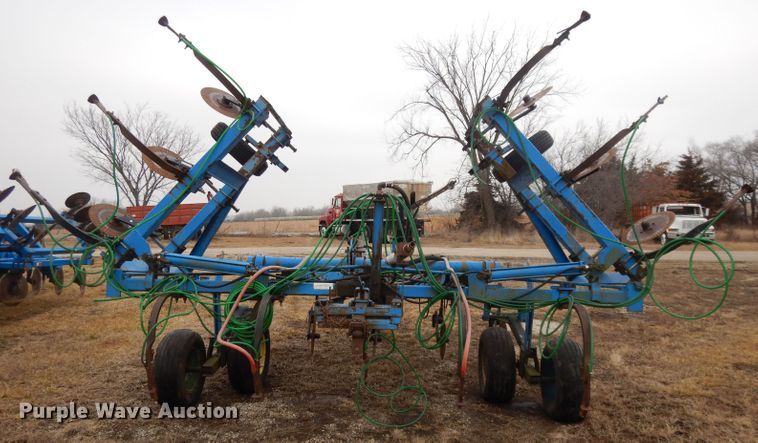 image for item DL2744 DMI 4100 anhydrous applicator