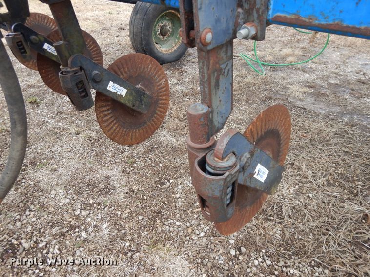 image for item DL2744 DMI 4100 anhydrous applicator