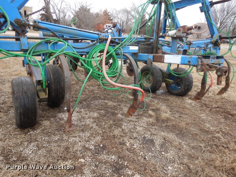 image for item DL2744 DMI 4100 anhydrous applicator
