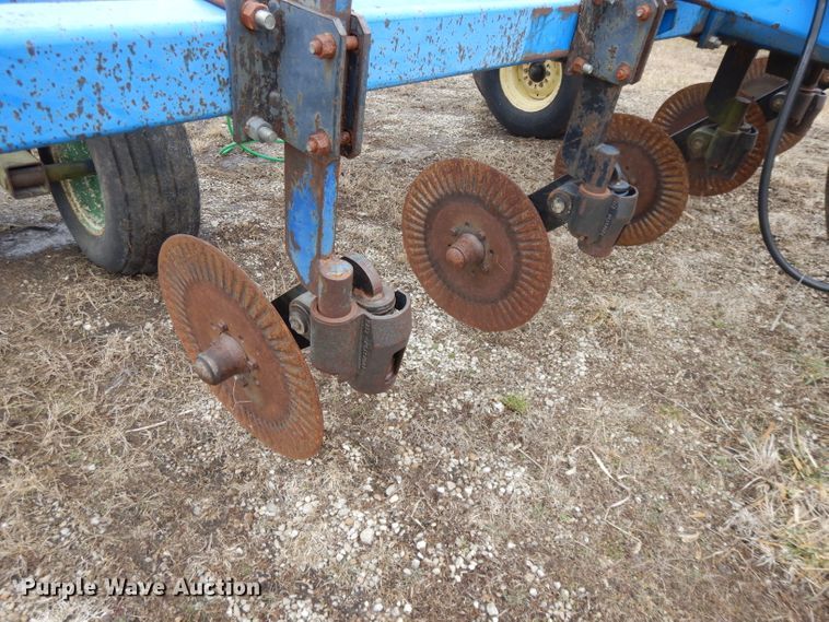 image for item DL2744 DMI 4100 anhydrous applicator