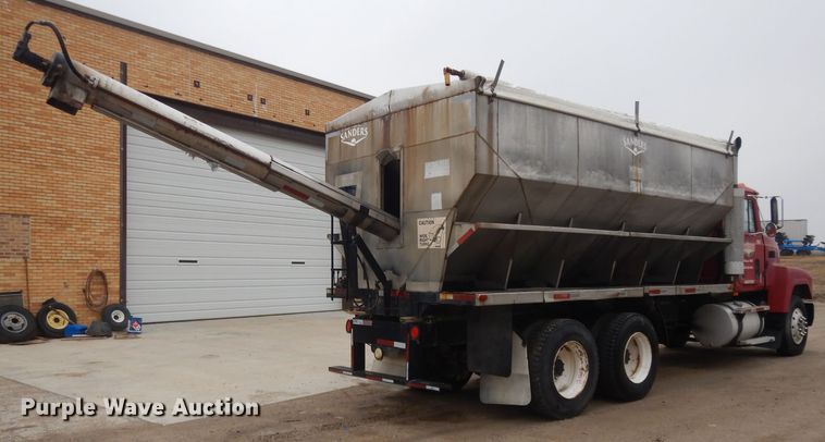 image for item DL2745 1991 Mack CH613  fertilizer tender truck