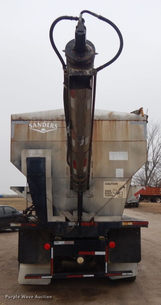 image for item DL2745 1991 Mack CH613  fertilizer tender truck