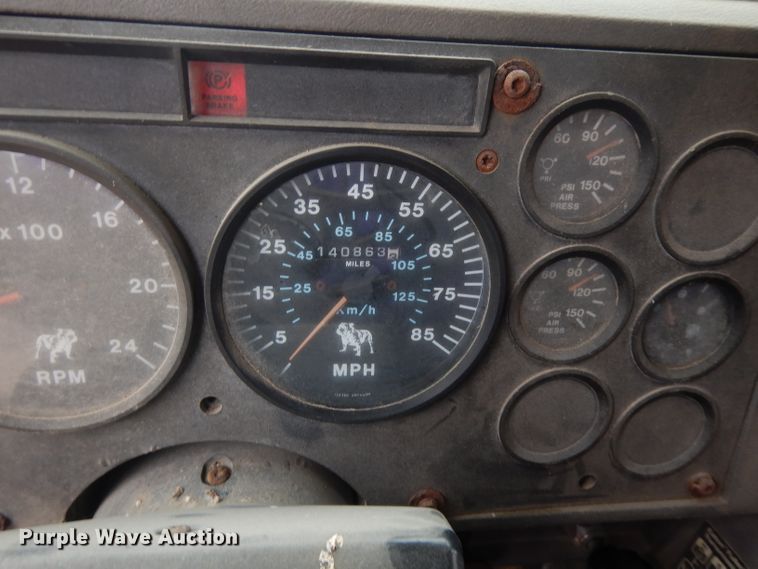 image for item DL2745 1991 Mack CH613  fertilizer tender truck