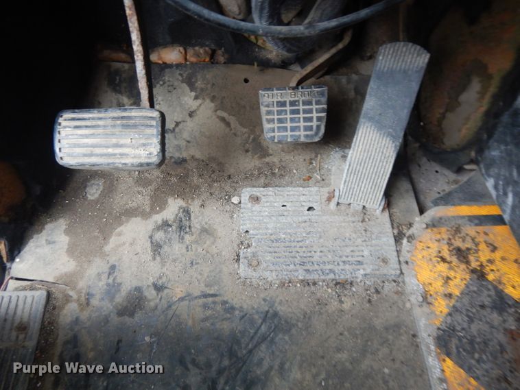 image for item DL2745 1991 Mack CH613  fertilizer tender truck