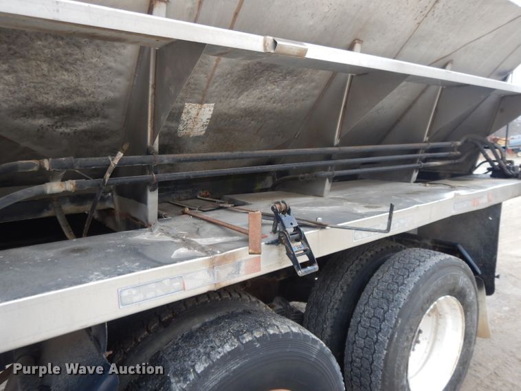 image for item DL2745 1991 Mack CH613  fertilizer tender truck