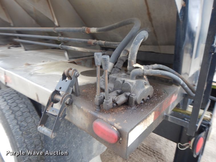 image for item DL2745 1991 Mack CH613  fertilizer tender truck