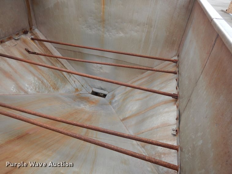 image for item DL2745 1991 Mack CH613  fertilizer tender truck