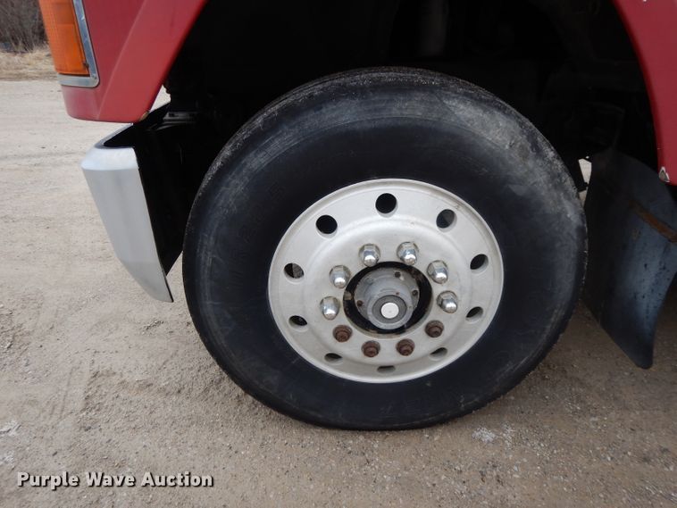 image for item DL2745 1991 Mack CH613  fertilizer tender truck