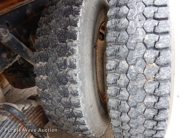 image for item DL2745 1991 Mack CH613  fertilizer tender truck