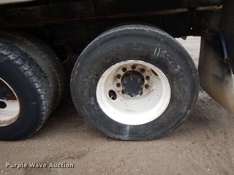 image for item DL2745 1991 Mack CH613  fertilizer tender truck