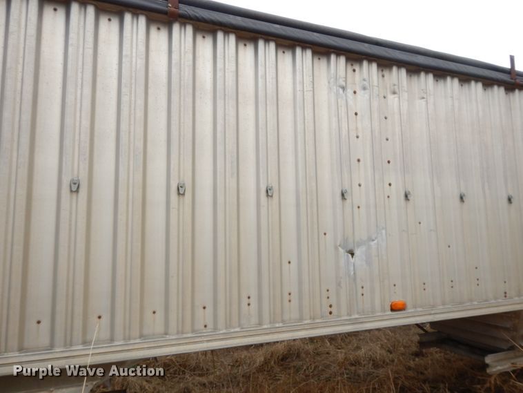 image for item DL2747 1985 Wilson AGH700 grain trailer