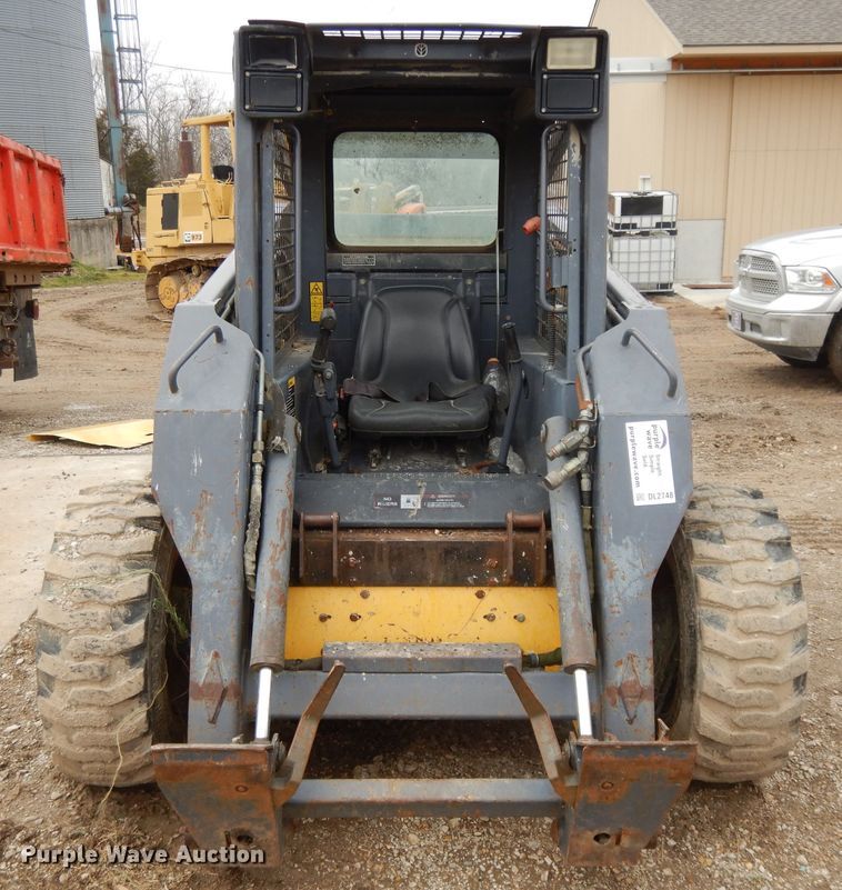 image for item DL2748 1999 New Holland LS190  skid steer loader
