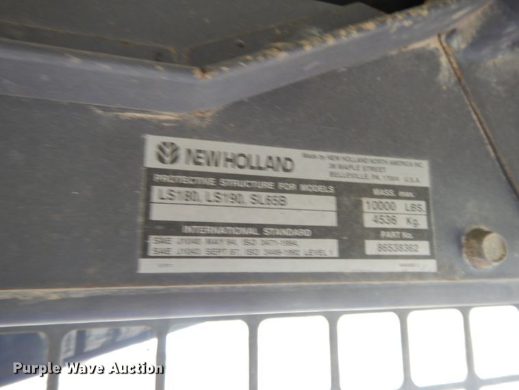 image for item DL2748 1999 New Holland LS190  skid steer loader