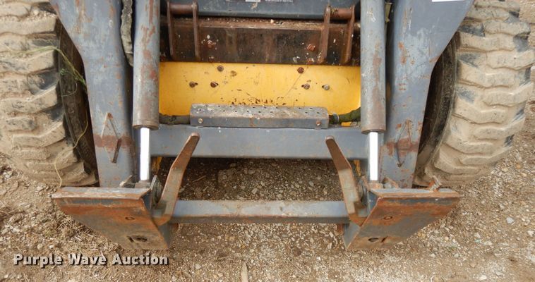 image for item DL2748 1999 New Holland LS190  skid steer loader