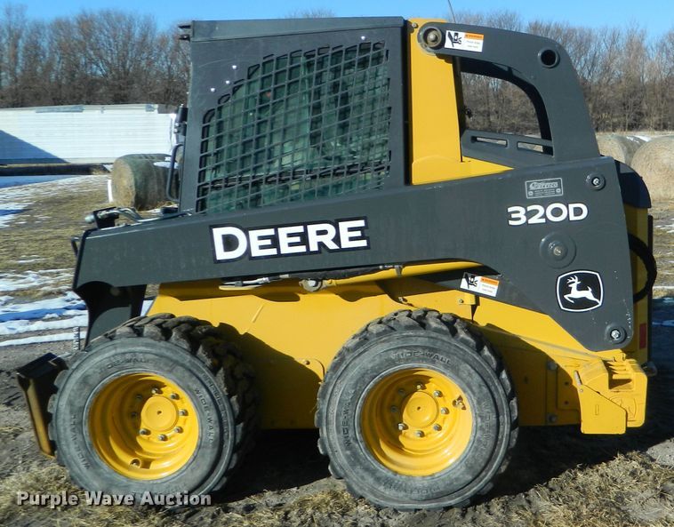 image for item EH9480 2011 John Deere 320D  skid steer loader