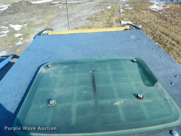 image for item EH9480 2011 John Deere 320D  skid steer loader