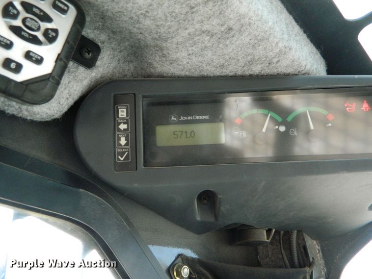 image for item EH9480 2011 John Deere 320D  skid steer loader