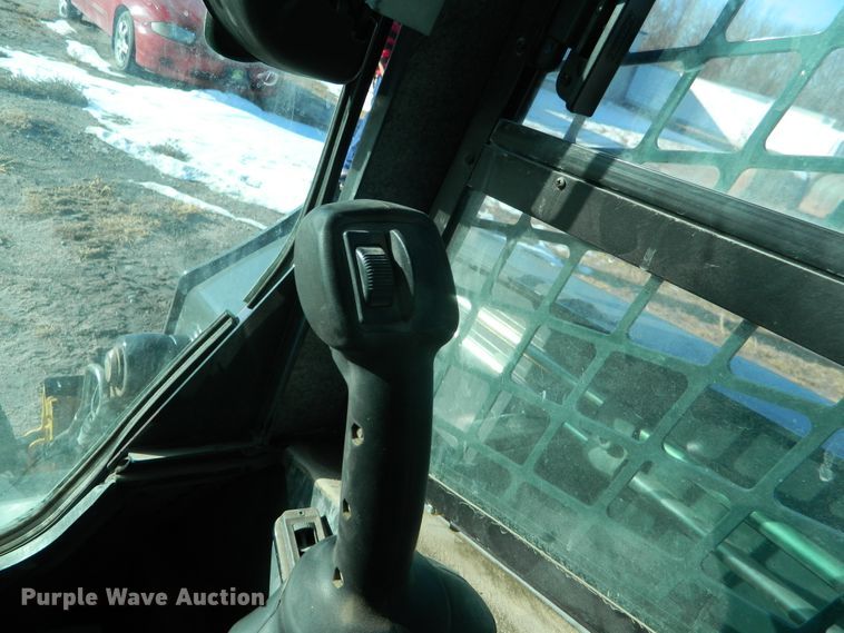 image for item EH9480 2011 John Deere 320D  skid steer loader