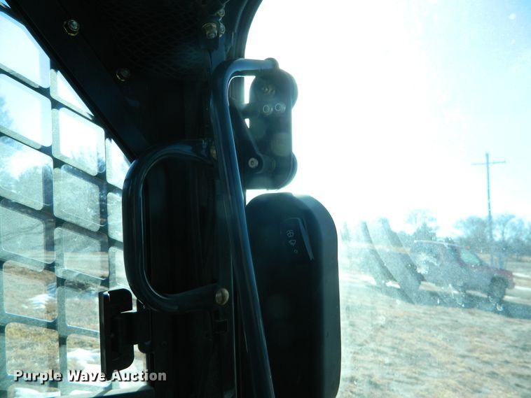 image for item EH9480 2011 John Deere 320D  skid steer loader