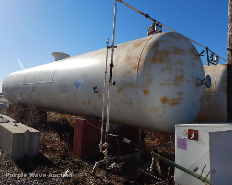 image for item GG9298 Anhydrous ammonia bulk tank