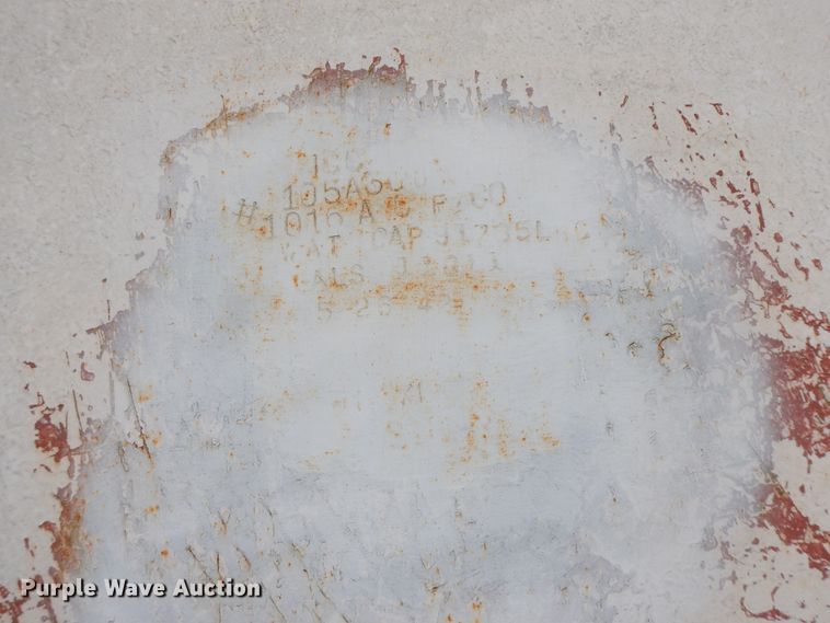 image for item GG9298 Anhydrous ammonia bulk tank