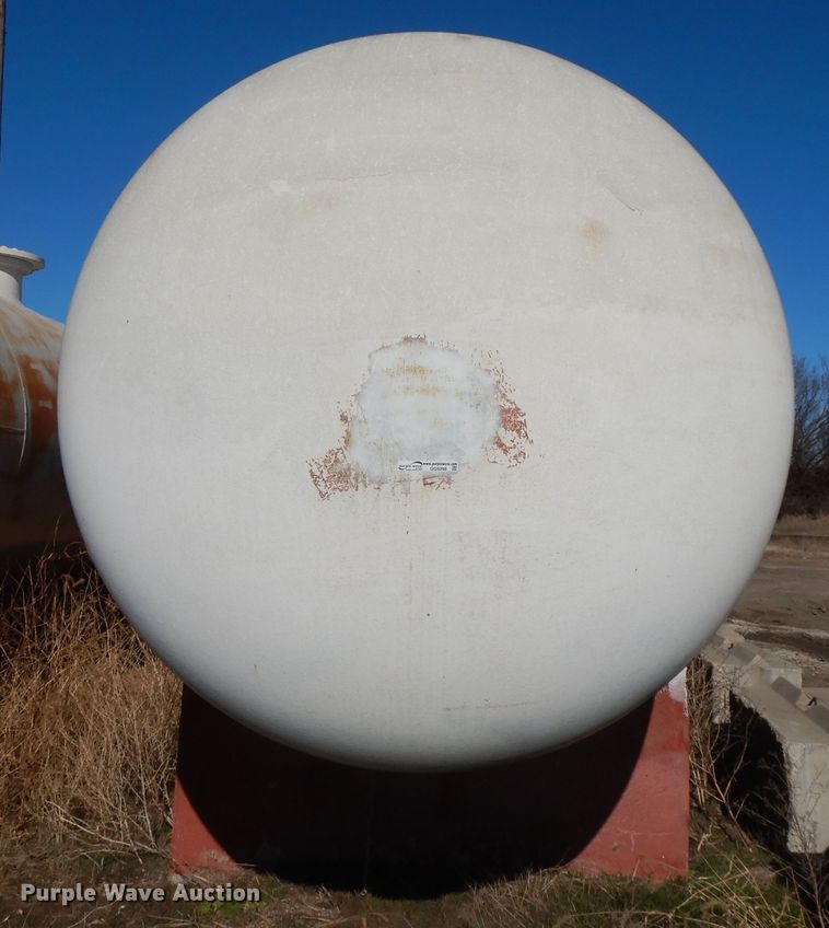 image for item GG9299 Anhydrous ammonia bulk tank