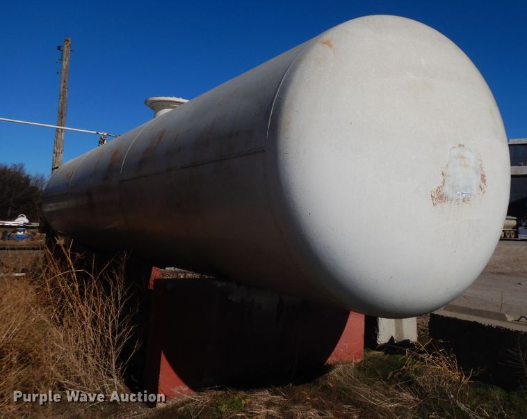 image for item GG9299 Anhydrous ammonia bulk tank