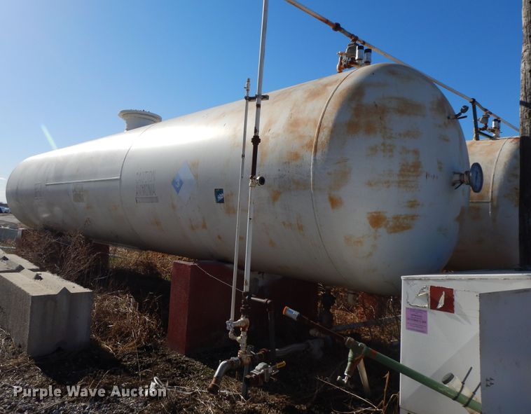 image for item GG9299 Anhydrous ammonia bulk tank