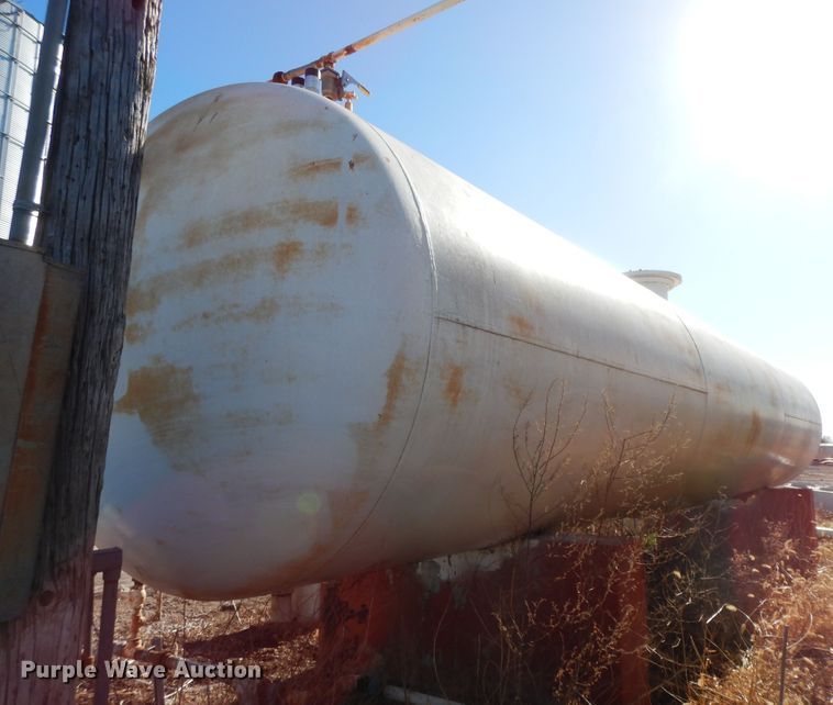 image for item GG9300 Anhydrous ammonia bulk tank