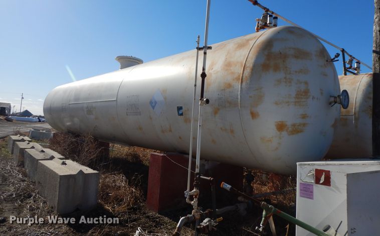 image for item GG9300 Anhydrous ammonia bulk tank