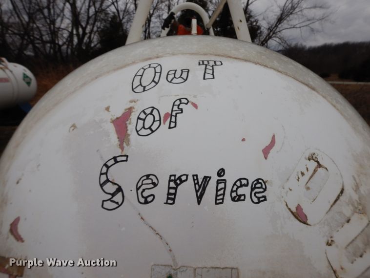 image for item GG9344 Anhydrous ammonia tank