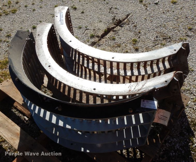 image for item GG9365 John Deere concaves