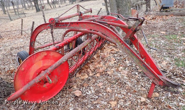 image for item HC9863 Massey-Ferguson 36 hay rake