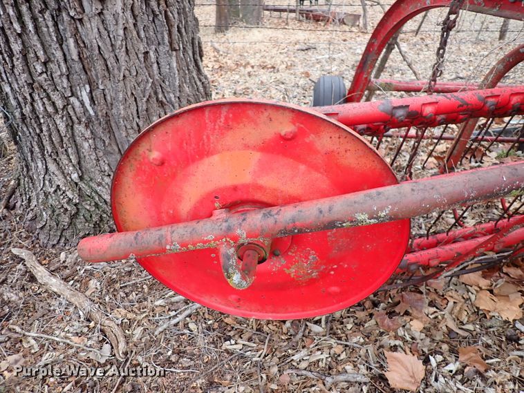 image for item HC9863 Massey-Ferguson 36 hay rake