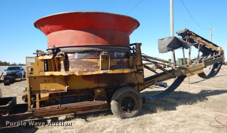 image for item HL9559 Tub grinder