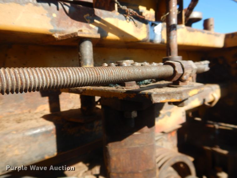 image for item HL9559 Tub grinder