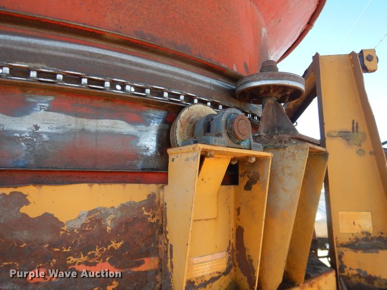 image for item HL9559 Tub grinder