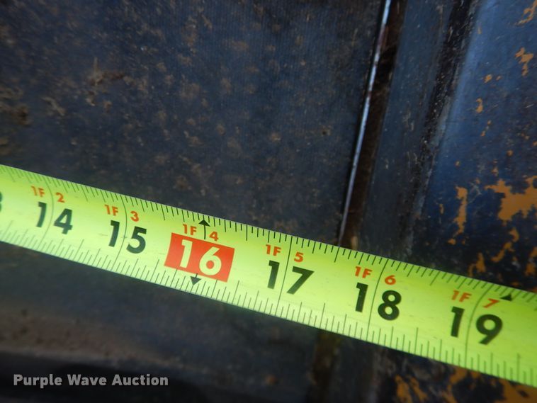 image for item HL9559 Tub grinder