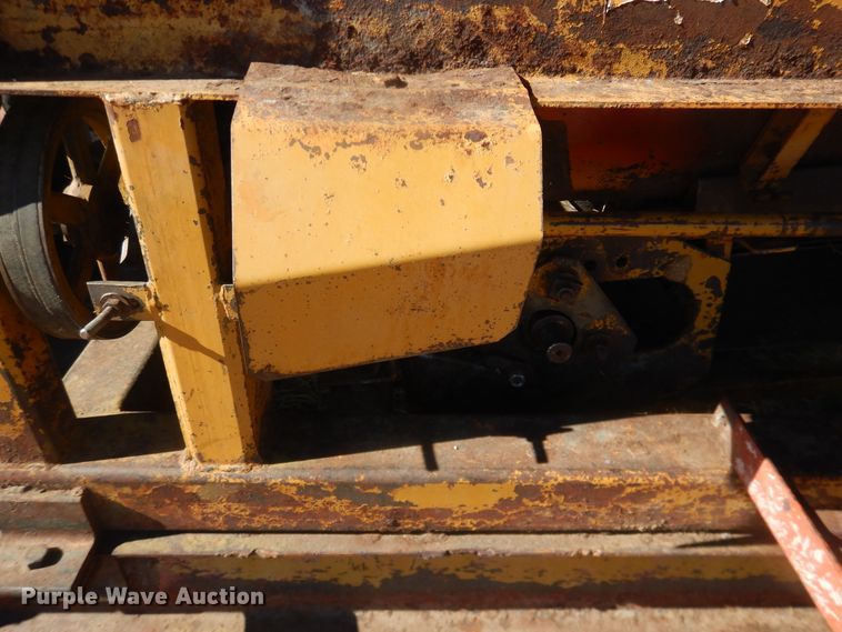 image for item HL9559 Tub grinder