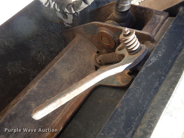 image for item HL9562 1998 Bobcat 873  skid steer loader