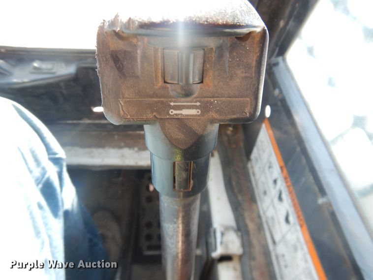 image for item HL9562 1998 Bobcat 873  skid steer loader