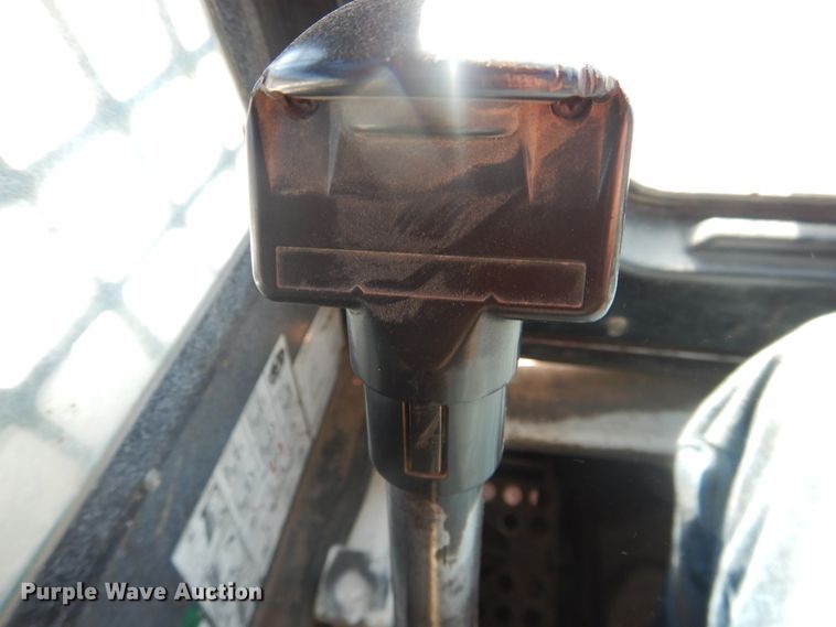 image for item HL9562 1998 Bobcat 873  skid steer loader